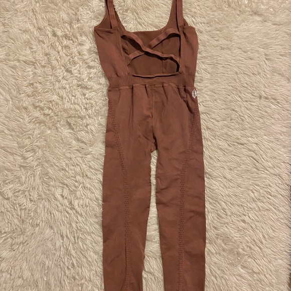 Free People Movement Good Karma Onesie/Jumpsuit Nutmeg - Picture 14 of 16